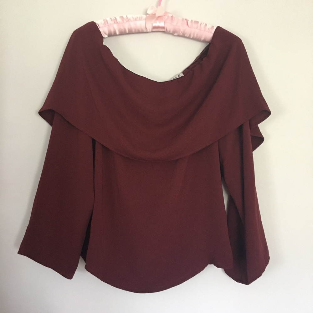 🌻Nordstrom Dressy maroon blouse